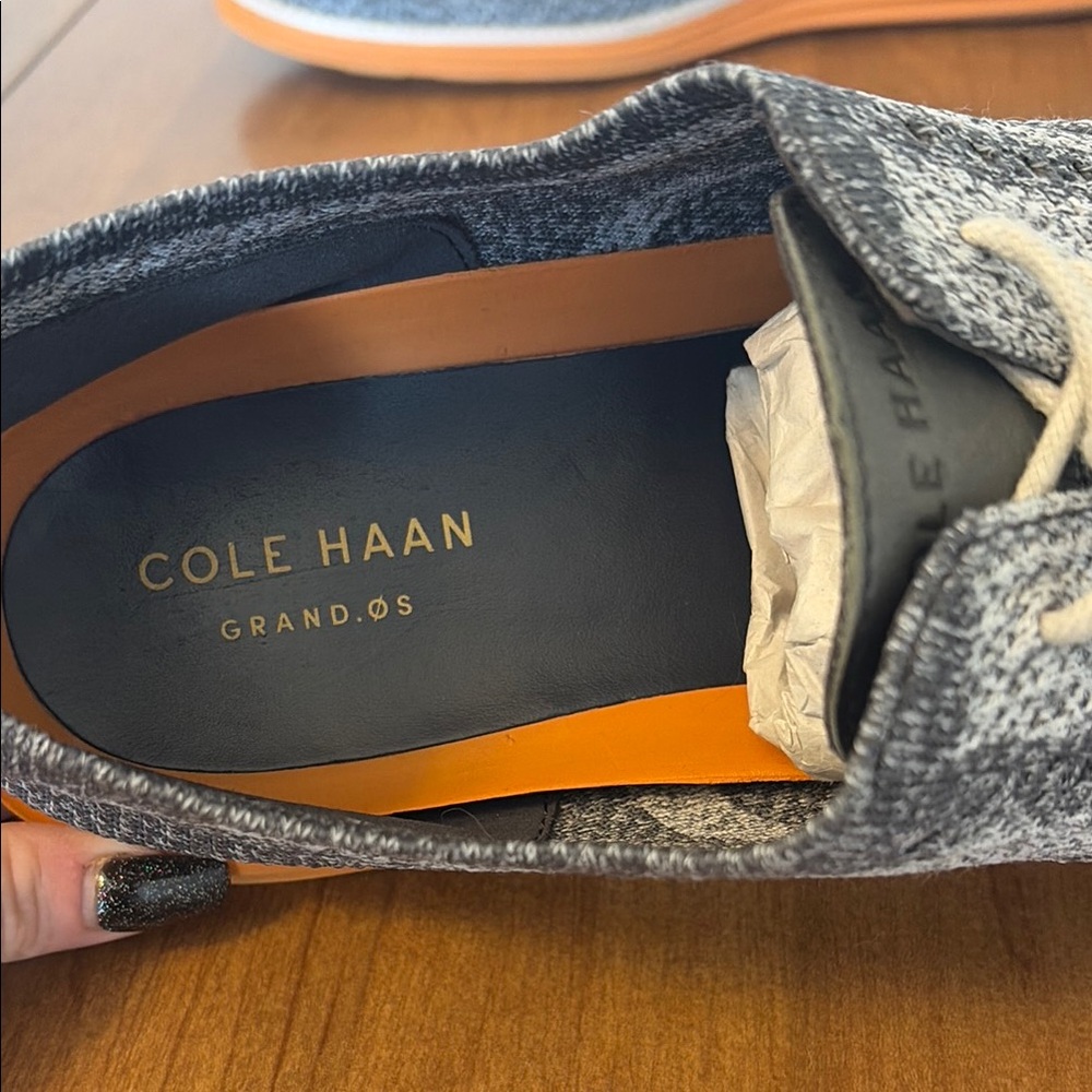 Men's Cole Haan Grey Knit Wingtip Lace-Up Shoes - Picture 3 of 5
